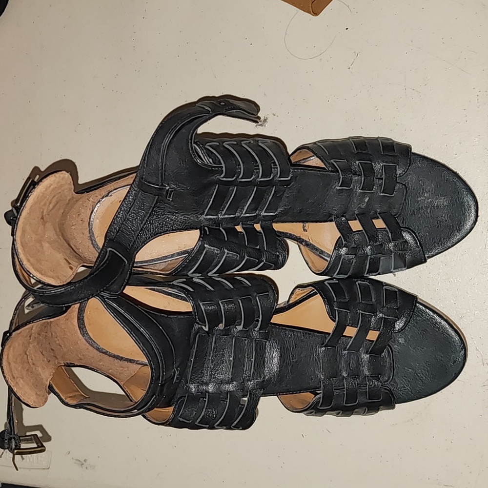 Nine West heel